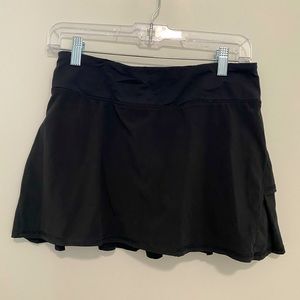 Lululemon black skirt